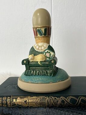 1998- Vintage Brown Bag Cookie Art Mold - "Cat Nap" #89